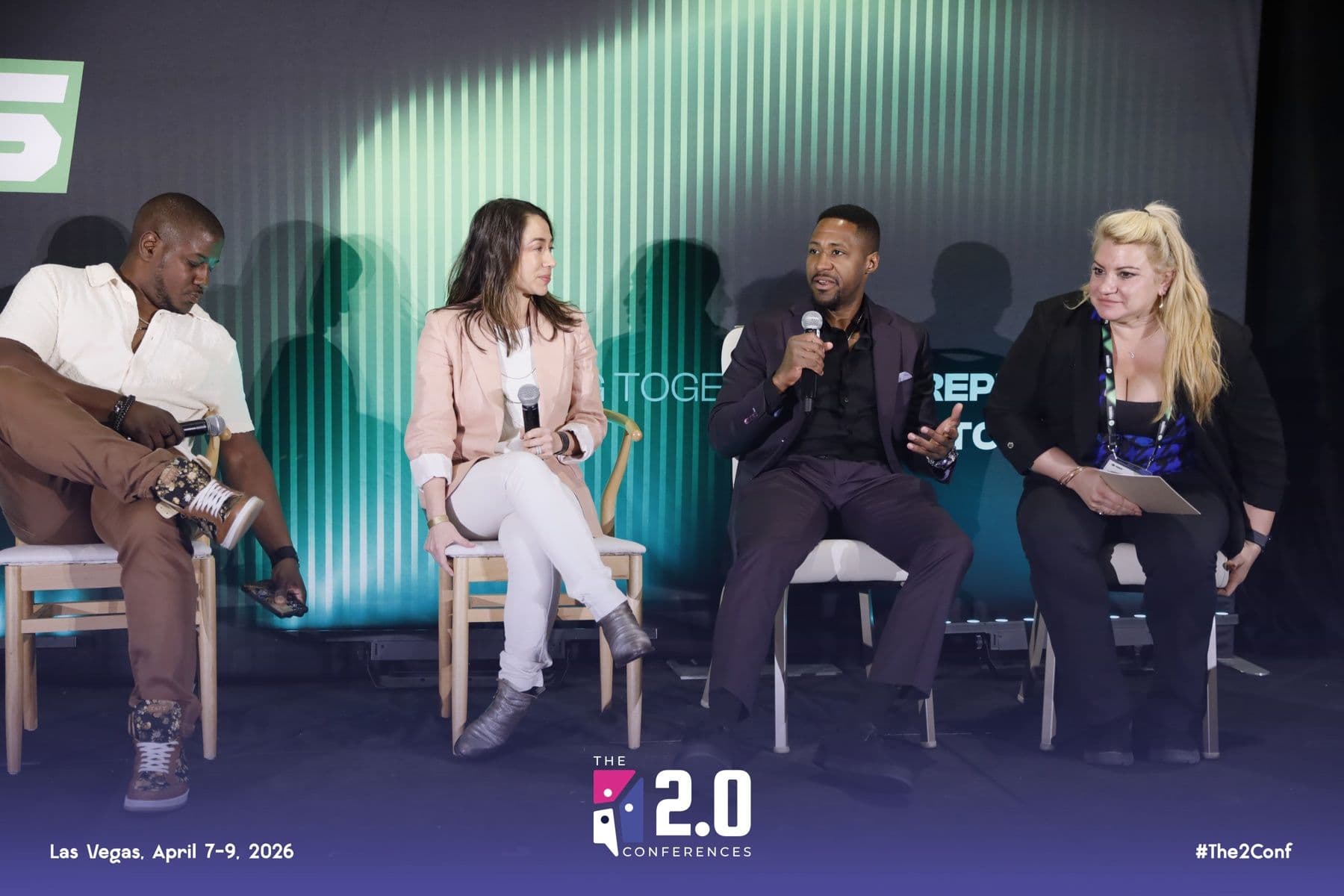 Marisa Murgatroyd at Founders 2.0 Conference